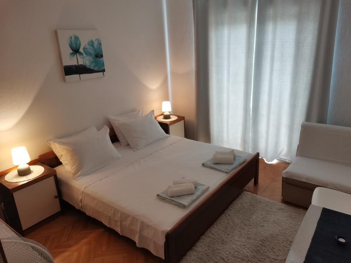 Apartments Zara Міміце Екстер'єр фото