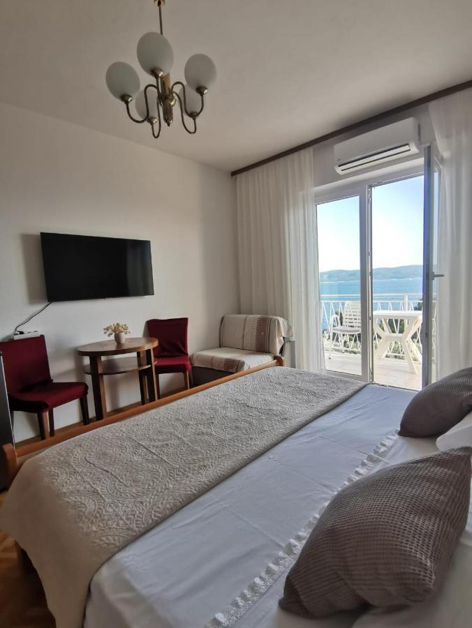 Apartments Zara Міміце Екстер'єр фото