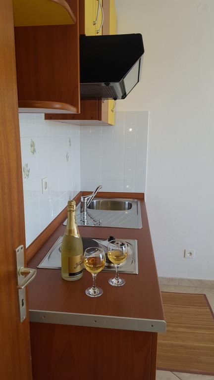 Apartments Zara Міміце Екстер'єр фото
